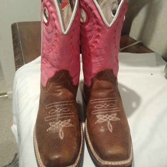 Shoes - Cowgirl boots